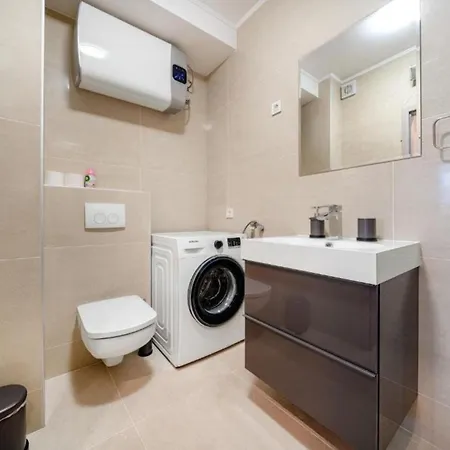 Luxury On The Main דירה ספליט